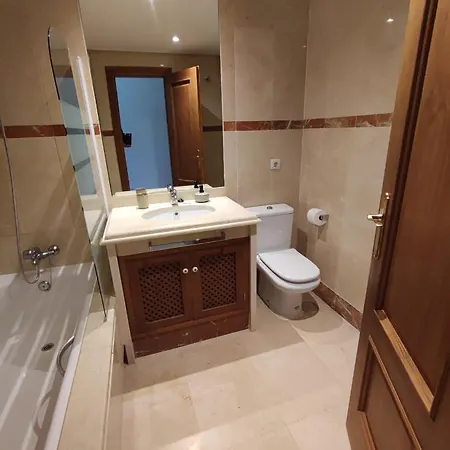 Costalita On The - 3 Bedroom Cosy Εστεπόνα