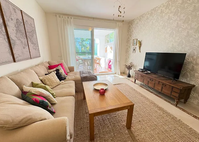 Costalita On The - 3 Bedroom Cosy Apartment *